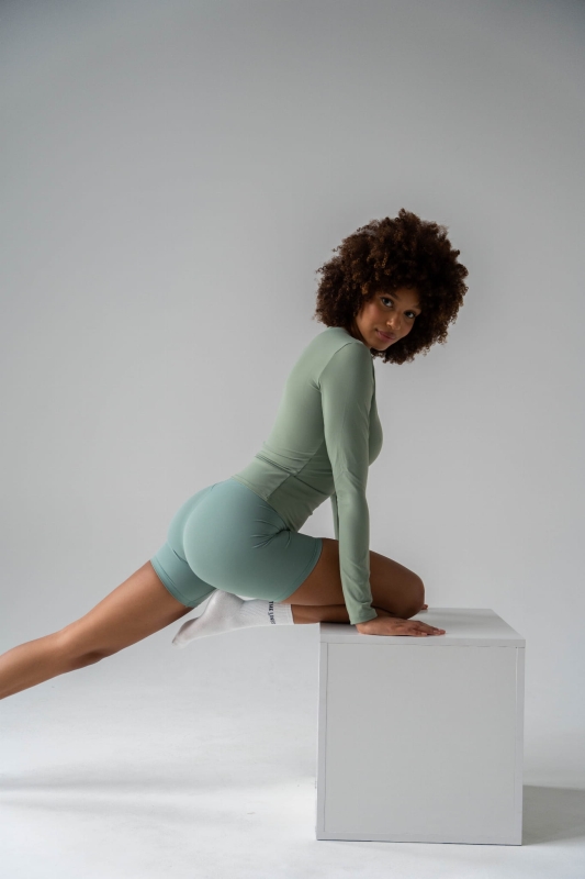 Longsleeve The Lines Tropea Pistacchio 10.jpeg